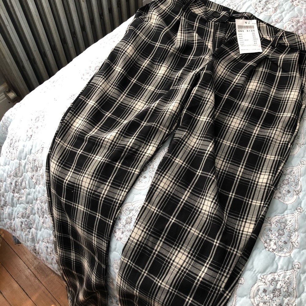 NWT brandy Melville plaid pants
